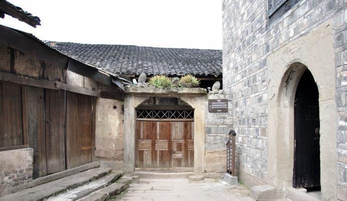 发现孩子有一些坏习惯，应该一味地纵容还及时帮助孩子改正呢？为何？游戏画面